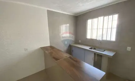 Casa para alugar em Parque Residencial Klavin de 75.00m² com 2 Quartos