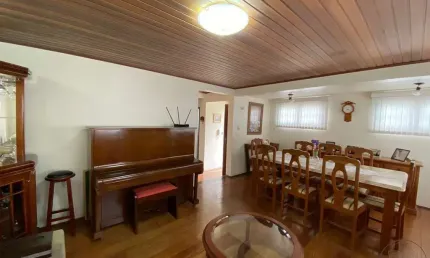Casa para venda em Jardim Bom Pastor de 213.43m² com 3 Quartos, 1 Suite e 3 Garagens