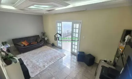 Casa para venda em PARQUE CIDADE JARDIM II de 230.00m² com 3 Quartos, 1 Suite e 2 Garagens