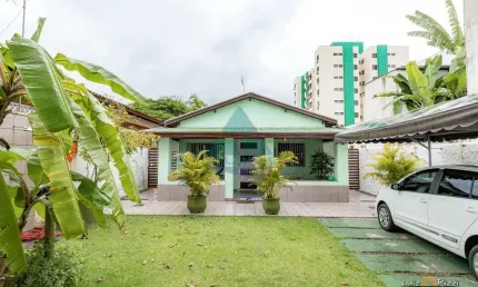 Casa para venda em centro de 769.00m² com 7 quartos, 2 suites e 10 garagens