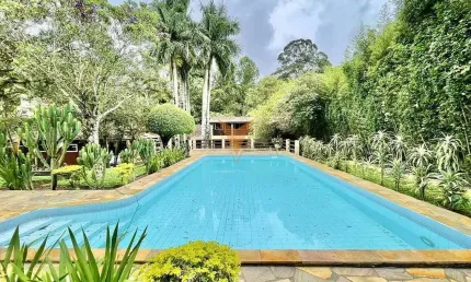 Casa para venda em Jardim Colonial de 428.30m² com 4 Quartos, 4 Suites e 4 Garagens