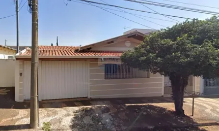 Casa para alugar em Parque Santa Cândida de 187.32m² com 3 Quartos e 2 Garagens