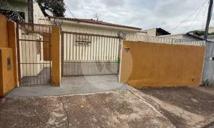 Casa para alugar em Parque Santa Felícia Jardim de 35.00m² com 1 Quarto