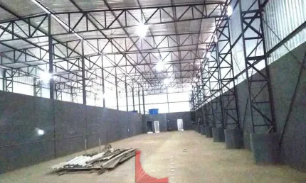 Galpão / Depósito / Armazém para alugar em Guaripocaba de 1720.00m² com 2 Garagens