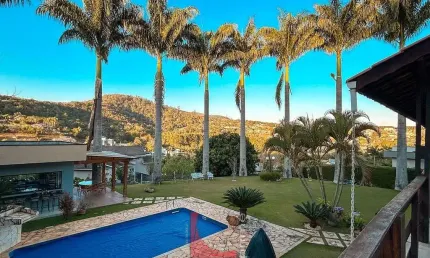 Casa de condomínio para alugar em condomínio jardim das palmeiras de 1500.00m² com 6 quartos, 5 suites e 5 garagens