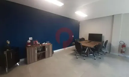 Galpão / Depósito / Armazém para venda em Jardim Itapuã de 438.00m² com 2 Garagens