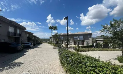 Casa de condomínio para venda em quinta das parreiras de 134.00m² com 3 quartos, 3 suites e 2 garagens
