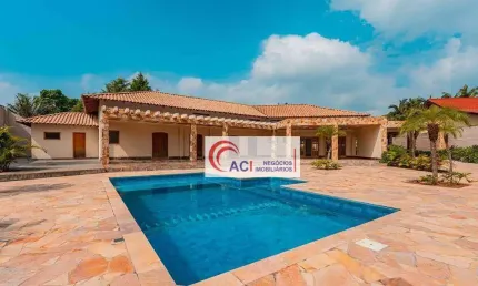 Casa de Condomínio para venda em Jardim Passárgada I de 688.00m² com 4 Quartos, 4 Suites e 6 Garagens
