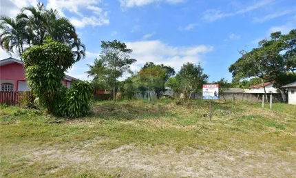 Terreno à venda na Praça de Embarque, 13, Ilha do Mel, Pontal do Paraná