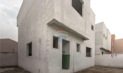 Sobrado para venda em portão de 184.13m² com 3 quartos e 1 suite