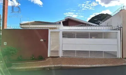 Casa para venda em alto cafezal de 180.00m² com 3 quartos e 1 suite