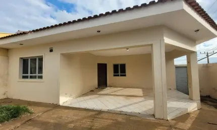 Casa para venda em Jardim Itaipu de 287.00m² com 3 Quartos, 1 Suite e 2 Garagens
