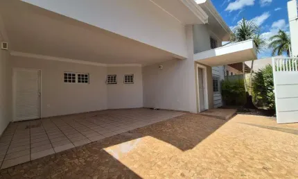 Casa para alugar em Parque Das Esmeraldas de 260.00m² com 4 Quartos, 2 Suites e 4 Garagens