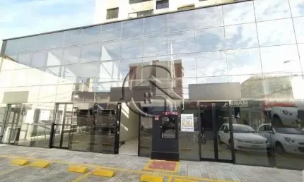 Loja para alugar em centro de 80.00m² com 1 garagem