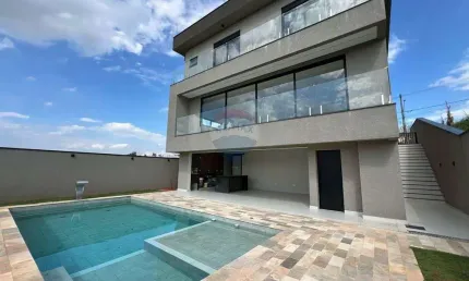 Casa de Condomínio para venda em Sítio Do Morro de 372.00m² com 4 Quartos, 4 Suites e 6 Garagens