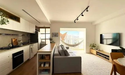 Apartamento para venda em Centro de 76.00m² com 2 Quartos, 2 Suites e 1 Garagem