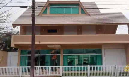 Sobrado para venda em guaratuba de 750.00m² com 7 quartos, 6 suites e 4 garagens