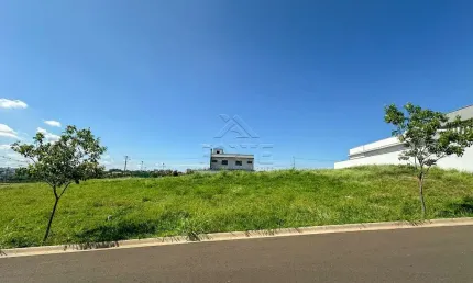 Terreno em condomínio fechado à venda na Avenida Jaime Pereira, Ondas, Piracicaba