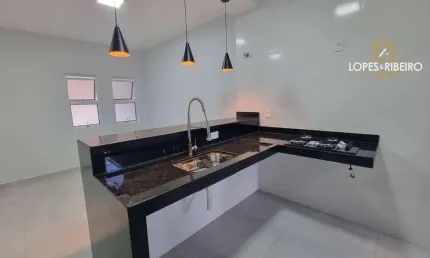 Casa para venda em Jardim Ypê de 100.00m² com 2 Quartos, 1 Suite e 2 Garagens