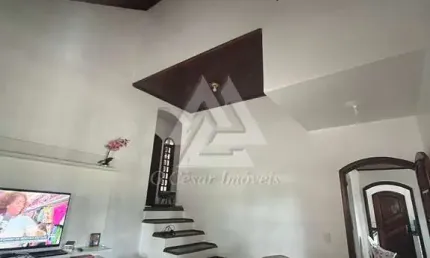 Casa para venda em Dos Finco de 2000.00m² com 4 Quartos, 3 Suites e 12 Garagens