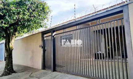 Casa para venda em Jardim Nazareth de 165.00m² com 3 Quartos e 4 Garagens