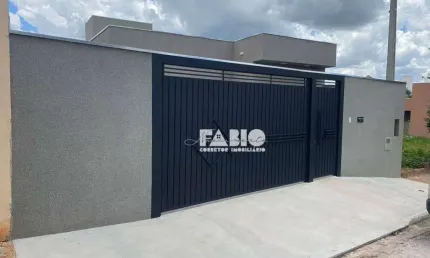 Casa para venda em parque dos ipês de 80.00m² com 2 quartos, 1 suite e 2 garagens