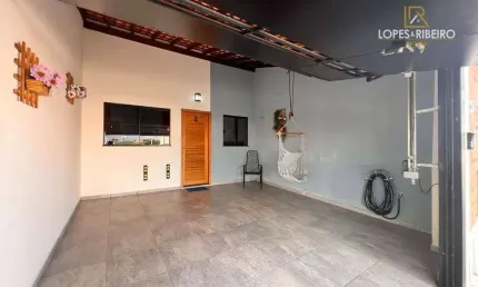 Casa para venda em Central Park de 100.00m² com 2 Quartos, 1 Suite e 2 Garagens