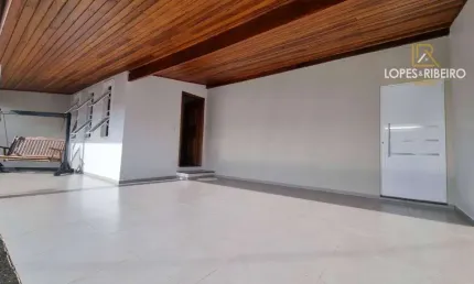 Casa para venda em Jardim Bom Pastor de 200.00m² com 3 Quartos, 1 Suite e 2 Garagens