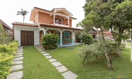 Casa para venda em condomínio lagoinha de 174.00m² com 7 quartos, 5 suites e 2 garagens