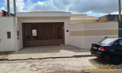 Casa para venda em Jardim Embaré de 123.00m² com 3 Quartos, 1 Suite e 2 Garagens