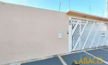 Casa para venda em Jardim Acapulco de 248.00m² com 3 Quartos, 1 Suite e 2 Garagens