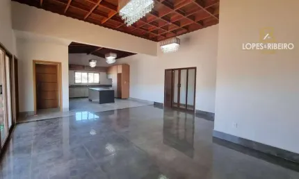 Casa para venda em Jardim Regina de 270.00m² com 3 Quartos, 1 Suite e 4 Garagens