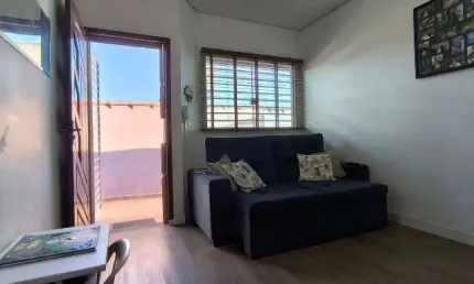 Casa para venda em Vila São Paulo de 52.00m² com 2 Quartos e 1 Garagem