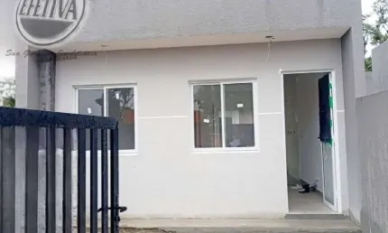 Casa para venda em Matinhos de 36.00m² com 2 Quartos e 1 Garagem