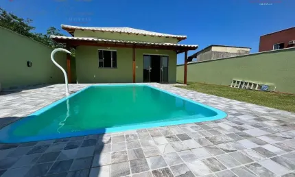 Casa de Condomínio para venda em Unamar (tamoios) de 80.00m² com 2 Quartos, 1 Suite e 2 Garagens