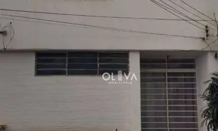 Casa para alugar em centro de 80.00m² com 3 quartos e 1 garagem