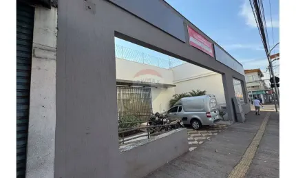 Imóvel comercial para alugar em ipiranga de 352.00m² com 2 garagens