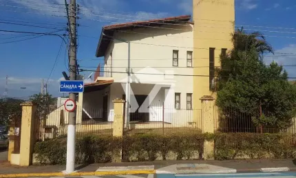 Sobrado para venda em Guararema de 224.00m² com 3 Quartos, 1 Suite e 4 Garagens
