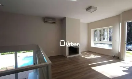 Casa de Condomínio para venda e aluguel em Bosque Do Vianna de 200.00m² com 4 Quartos, 4 Suites e 4 Garagens