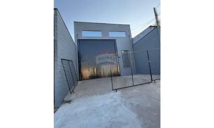 Galpão / Depósito / Armazém para alugar em Jardim Piazza Di Roma de 290.00m² com 3 Garagens