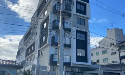 Kitnet para venda em Jardim Botânico de 32.00m² com 1 Quarto