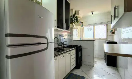 Apartamento para venda em centro de 79.00m² com 3 quartos, 1 suite e 2 garagens