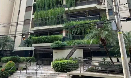 Apartamento para venda em centro de 212.32m² com 3 quartos, 1 suite e 2 garagens