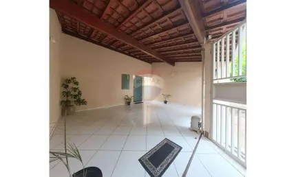 Casa para venda em Cidade Jardim de 129.80m² com 2 Quartos e 2 Garagens