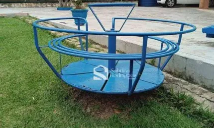 Chácara para venda e aluguel em Condomínio Zuleika Jabour de 450.00m² com 4 Quartos, 2 Suites e 8 Garagens