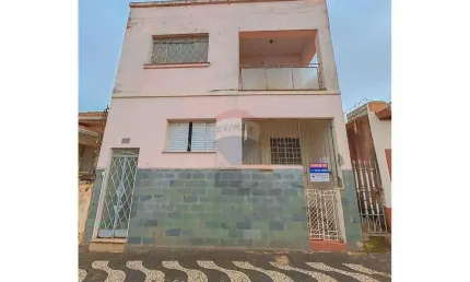 Sobrado para venda em Centro de 254.30m² com 8 Quartos