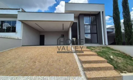 Casa de condomínio para venda em condomínio porto do sol de 182.00m² com 3 quartos, 3 suites e 4 garagens