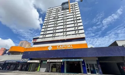 Casa comercial à venda na Rua Conselheiro Laurindo, 600, Centro, Curitiba
