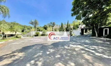 Casa de Condomínio para venda em Parque Dom Henrique de 618.00m² com 5 Quartos, 5 Suites e 7 Garagens