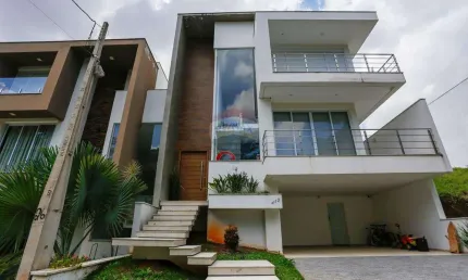 Casa de Condomínio para venda em Jardim Gramados De Sorocaba de 383.00m² com 4 Quartos, 2 Suites e 4 Garagens